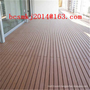 Baochu Hot Sale WPC Outdoor Decking with Easy Installation (BC80H30)